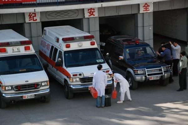 九龙县救护车转院